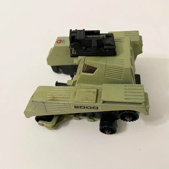 Vintage Matchbox 1977 Adventure  2000 Raider Command Tank Incomplete - Picture 13 of 15